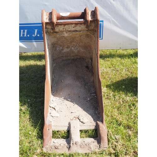 1734 - Digger bucket 2ft