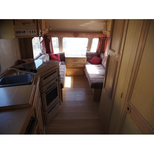 1786 - Swift Conqueror caravan 18ft