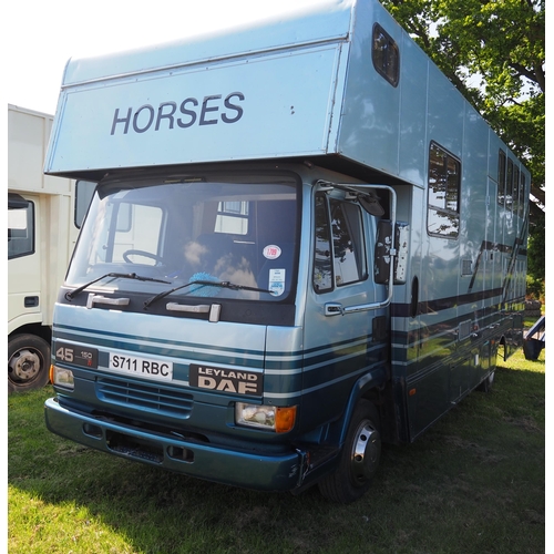 1789 - Leyland 45 150TI horse lorry. Reg. S711 RBC. V5, paperwork, camera screen and keys in office