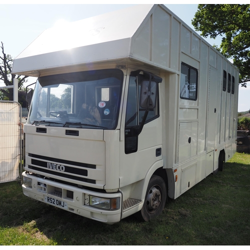 1790 - Iveco 75E15 horse lorry. 2.3 Ton payload. MOT until 31/10/23. External tack locker. Battery isolator... 