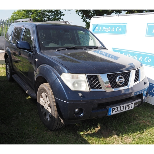 1794 - Nissan Pathfinder. Runs and drives, MOT until 13/04/24, needs some welding. Reg. P333 PCT. V5, paper... 