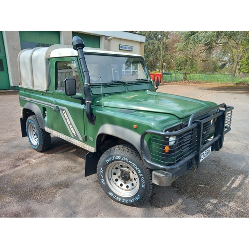 1901 - Land Rover Defender 90 300 TDI. 1996. 120,000 Miles, new gearbox & clutch, 4 new Maxxis A/T tyres an... 