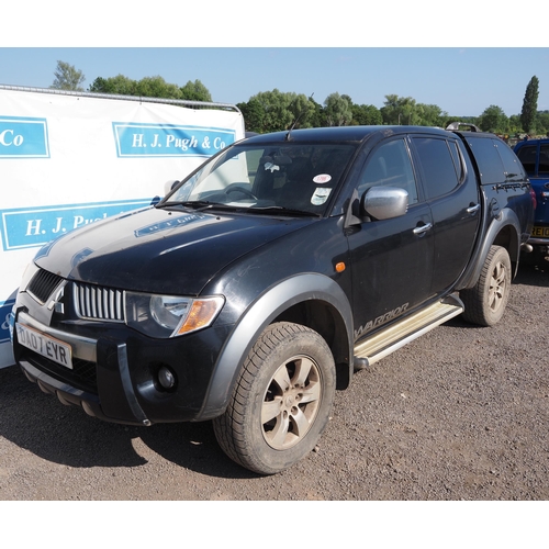 1799 - Mitsubishi L200 Warrior pickup. Showing 170,000 miles. Needs new clutch and steering oil pipe. MOT u... 