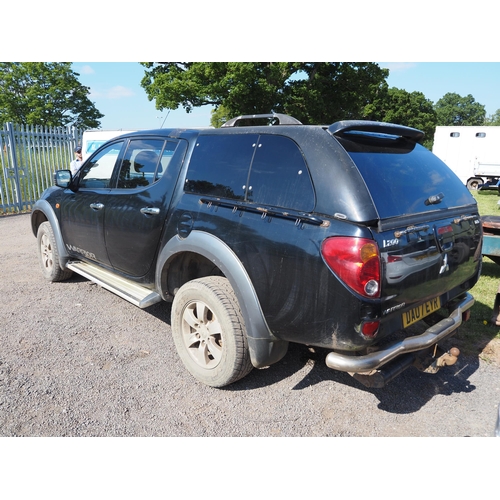 1799 - Mitsubishi L200 Warrior pickup. Showing 170,000 miles. Needs new clutch and steering oil pipe. MOT u... 