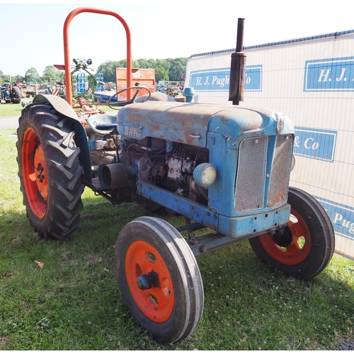 1837 - Fordson Diesel Major tractor. Fitted with roll frame, good rear tyres