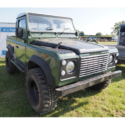 1912 - Land Rover Defender 90. Runs, no MOT. Reg. B662 CSD. V5 and keys in office