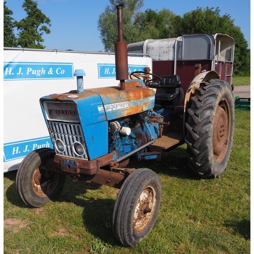 1922 - Ford 4000 tractor fitted with pick up hitch. 1974. Runs and drives. Reg. NFP 991M. Manual, V5 and ke... 