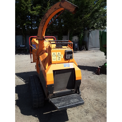 1938 - Jensen A530 Wood Chipper on tracks. Nice condition and working. Comes with spare set of blades. Key ... 