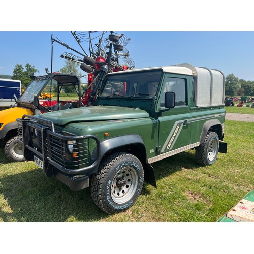 1901 - Land Rover Defender 90 300 TDI. 1996. 120,000 Miles, new gearbox & clutch, 4 new Maxxis A/T tyres an... 