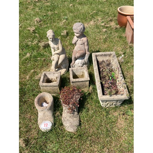 72 - Quantity of garden statues and planters