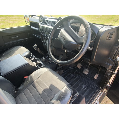 1720B - Land Rover Defender 90 XS, 2009, 2.4ltr diesel.
Runs and drives, M.O.T until 10.09.23, service histo... 