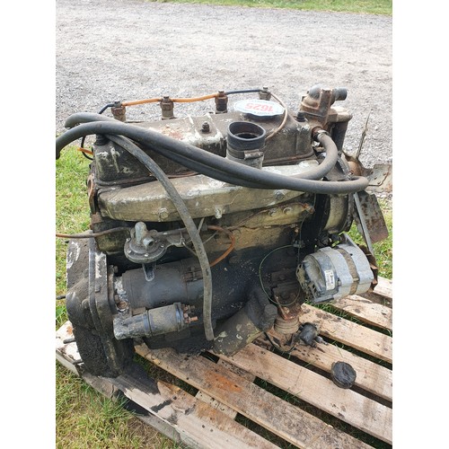1625 - Perkins 4 cylinder 4203 engine with Land Rover conversion