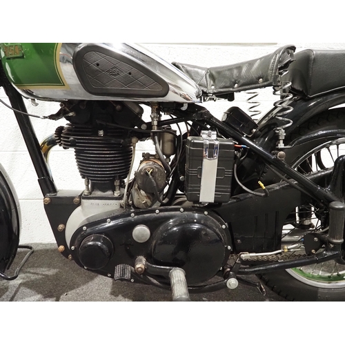 882 - BSA B31 motorcycle, 1949, 350cc.
Frame no. ZB31S.2678
Engine no. ZB31.6084
Runs and rides, has been ... 