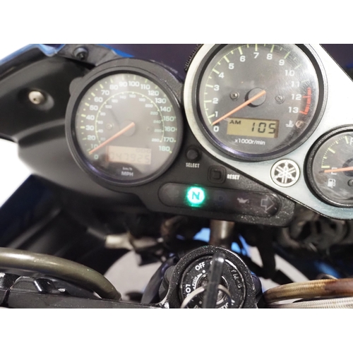 884 - Yamaha Fazer FZS1000 motorcycle, 2005, 998cc
Runs and rides.
Reg. LK05 HZN, V5 and key