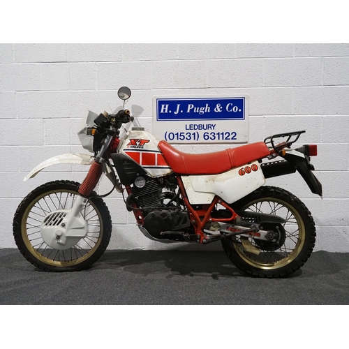 933 - Yamaha XT600 enduro motorbike, 1984, 595cc
Frame no. 43F-0154492
Engine turns over, Italian import, ... 