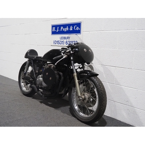 936 - Honda 400-4 Cafe Racer, 460cc
Runs and rides, engine is a 1976 400-4 with road race cams. Reg. TWP 8... 