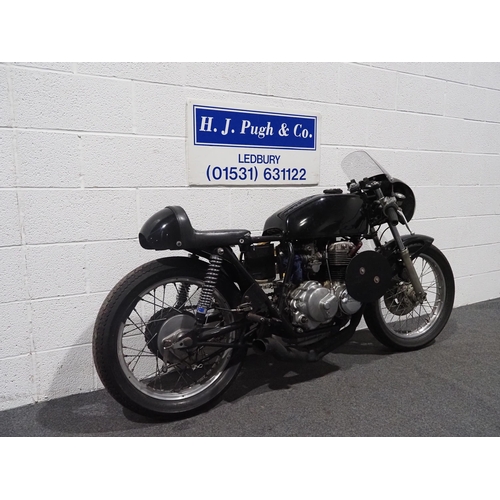 936 - Honda 400-4 Cafe Racer, 460cc
Runs and rides, engine is a 1976 400-4 with road race cams. Reg. TWP 8... 