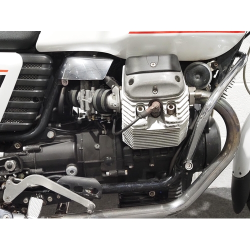 938 - Moto Guzzi V7 classic motorcycle, 2008, 744cc
Frame no. ZGULW00088M111585
Engine no. LM18086
Runs an... 