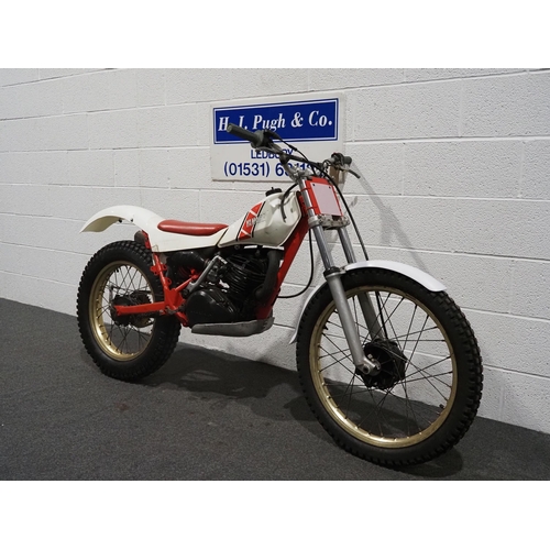 948 - Yamaha TR250S mono shock trials bike, 1986.
Runs and rides. No docs