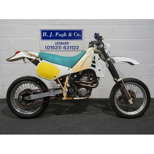 960 - KTM 580 motocross bike. 2002. 600cc. 
Good project, comes with grass track wheels and currently on r... 