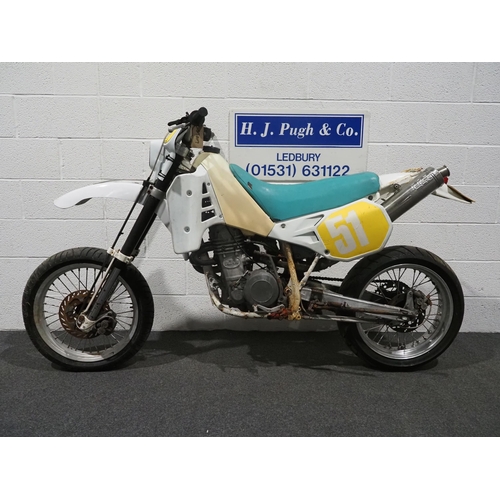 960 - KTM 580 motocross bike. 2002. 600cc. 
Good project, comes with grass track wheels and currently on r... 