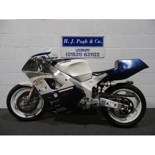 964 - Yamaha FZR400SP motorcycle, 1993, 399cc
Frame no. 3TJ-141506
Runs and rides, was built as a practice... 