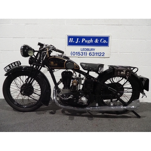 845 - Sunbeam Lion 500 motorcycle, 1933, 492cc
Frame no. B13174-492
Engine no. J6220
Has been dry stored f... 