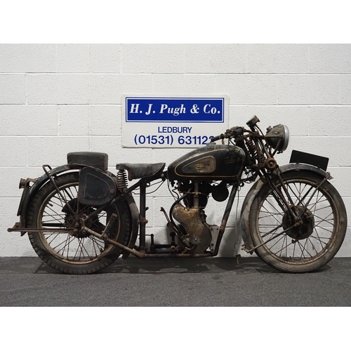 895 - Velocette KTS/MSS motorcycle, 1947, 500cc
Frame no. MS2449
Engine no. MSS3736
Engine number doesn't ... 