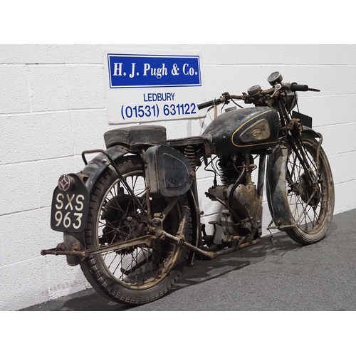 895 - Velocette KTS/MSS motorcycle, 1947, 500cc
Frame no. MS2449
Engine no. MSS3736
Engine number doesn't ... 