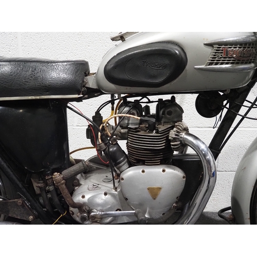 908 - Triumph 21 motorcycle, 1962, 350cc
Frame no. 6T/D19732
Engine no. TS1H1184
Engine turns over.
Reg. 8... 
