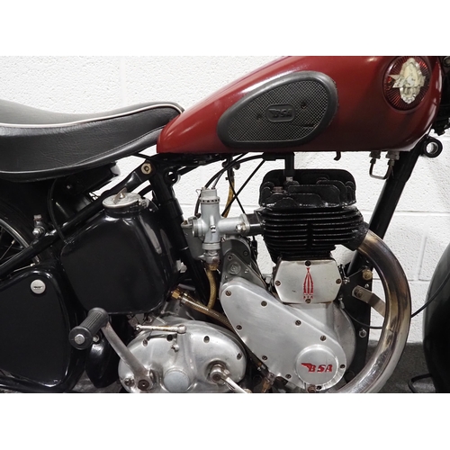 910 - BSA M21 motorcycle, 1960, 600cc
Frame no. BM20S13004
Engine no. BM2113077
Engine turns over, comes w... 