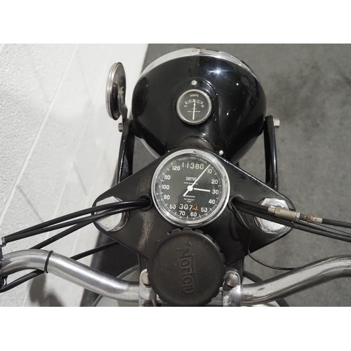 913 - Norton Model 30 motorcycle, 1949, 490cc
Frame no. D11 22459
Engine no. D11 22459
This bike is proper... 