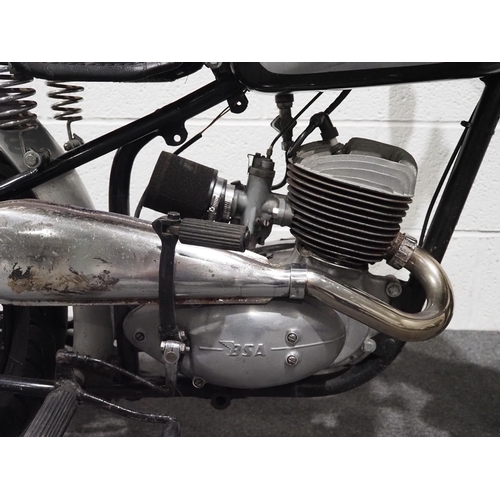 979 - BSA Bantam cafe racer motorcycle, 1952, 175cc
Frame no. YD15-86681
Engine no.  ED7B4952
Runs and rid... 