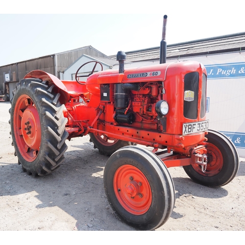 285 - Nuffield 460 tractor, 1966. Runs and drives well. Good all round tyres. Reg. XBF 353D