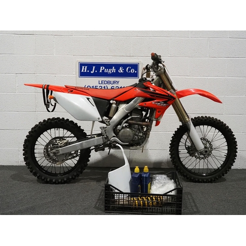 1000 - Honda CRF250 motocross bike, 2006, 250cc
Runs and rides, has been well maintained, new tyres. Comes ... 