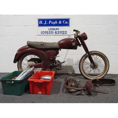 1007 - James L15a Flying Cadet motorcycle project, 1960, 149cc
Comes with 2 boxes of spares, AMC engine and... 