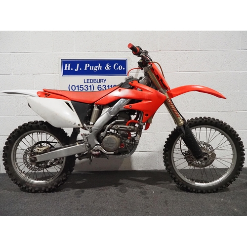 1011 - Honda CRF motocross bike, 2009, 250cc
Runs and rides but hasn't been used for a while so will need r... 