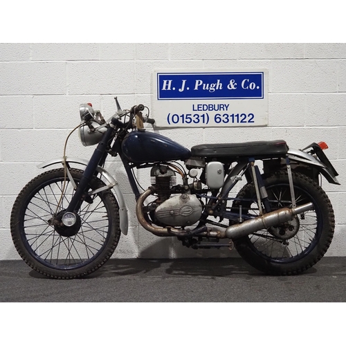 919A - James Commando motorcycle, 1961, 197cc
From a deceased estate, has been dry stored and not run for s... 