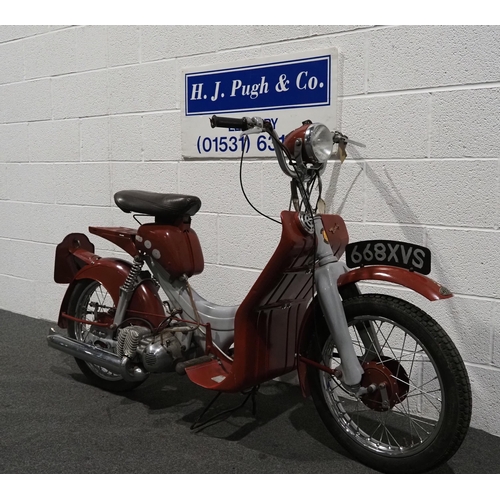 992 - BSA Dandy motorcycle. 1958. 70cc. 
Frame no. DS15158
Engine no. DSE14633
Gears struggle to select wh... 