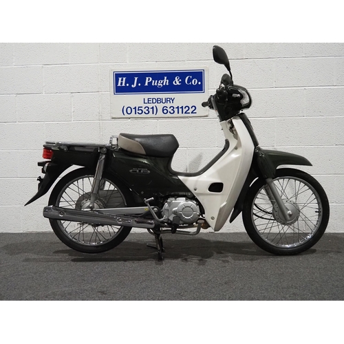 1021 - Honda C50 Supercub moped. 2012. 49cc
Runs and rides, Japanese import with Nova number. MOT until 26.... 