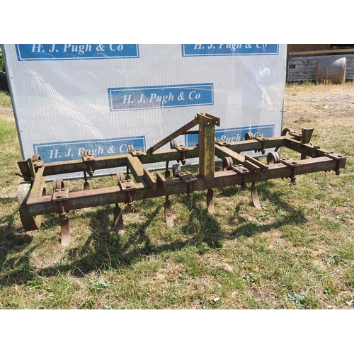 140 - Pig tail cultivator 8ft with depth wheels