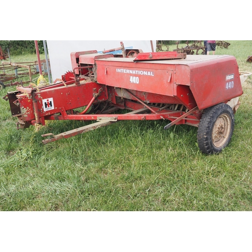 158 - International Harvester 440 conventional baler. Used last year. Parts catalogue in office