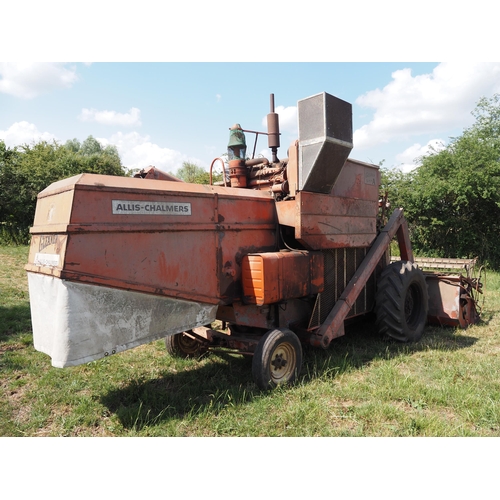 185 - Allis Chalmers Gleaner Super A combine harvester. 1966. Runs and drives. Last used in 2021. Serial N... 