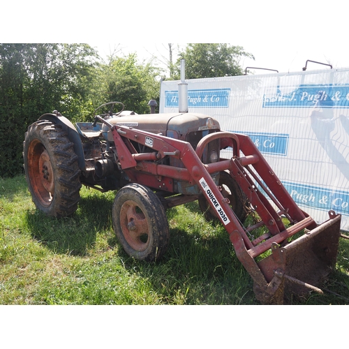 190 - Fordson Super Major tractor. 1963. Runs and drives. Good original tractor fitted with Quicke 2030 lo... 