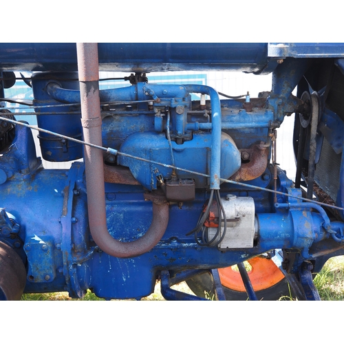 198 - Fordson Major E27N tractor. Runs and drives. Petrol paraffin. Low top gear. Reg. GNX 496. V5 in offi... 