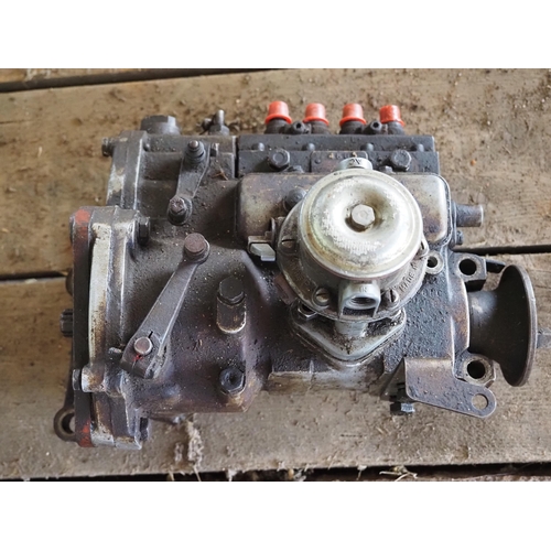 209 - Simms 4 cylinder Fordson Major injector pump