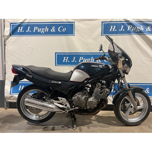 1036 - Yamaha XJ600N  motorcycle. 1996. 598cc.
Runs and rides but requires recommissioning as front brakes ... 
