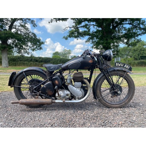 888 - BSA M20 motorcycle. 1936
Frame No. HM101617
Engine No. HM20.312
Panel tank. Unrestored oily rag mach... 