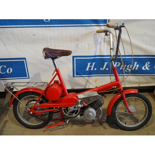1040 - Raleigh Wisp moped. 49cc. 1967. 
Frame No. 009189
Engine No. R166250
Frame No. RWF 795E. V5