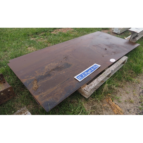 1408 - Steel plates 2.4mx1.1m - 2